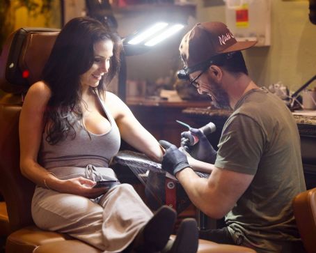 Courtney Stodden – Gets animal rights tattoo in Santa Monica