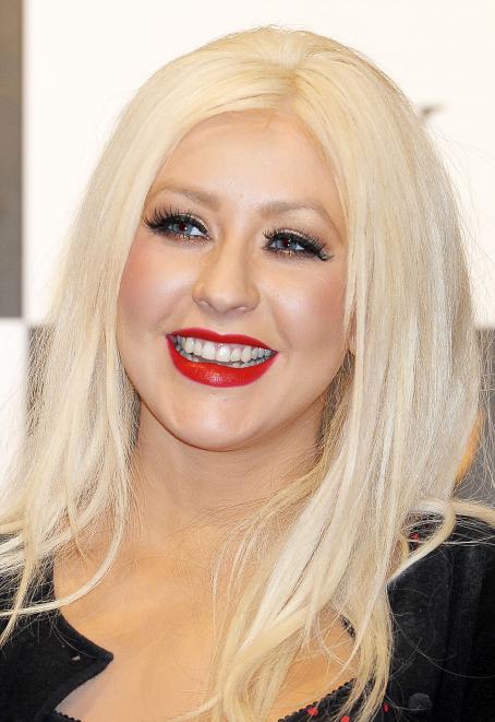Christina Aguilera - "Burlesque" Press Conference in Tokyo (December 6 2010)
