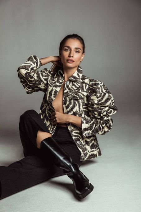 Aude Jane Deville – HANHH.FR 2021 - FamousFix