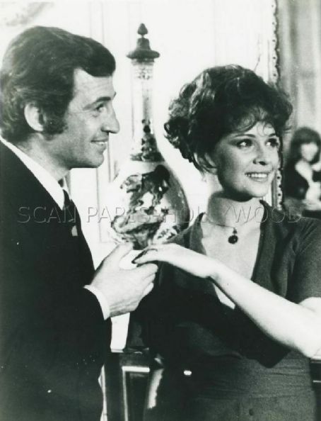 Jean-Paul Belmondo and Laura Antonelli