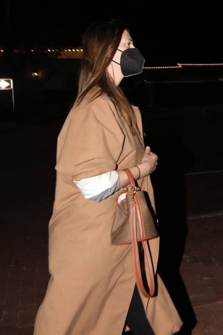 Maria Sharapova – Is seen after dinner in Malibu