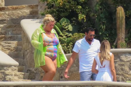 Gemma Collins – Sith her boyfriend Rami Hawash in Mykonos