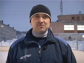 Yuri Kuznetsov (ice hockey b. 1971)