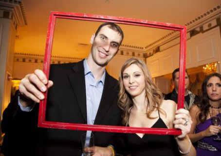 Zdeno Chara and Tatiana Biskupicova - Dating