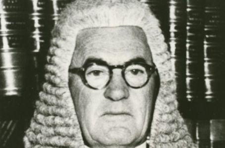 Alan Taylor (jurist)