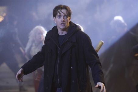 BRENDAN FRASER stars as Mo in New Line Cinema's fantasy adventure 'Inkheart,' also starring PAUL BETTANY, HELEN MIRREN, JIM BROADBENT and ANDY SERKIS. This film is distributed by Warner Bros. Pictures. Photo: Murray Close