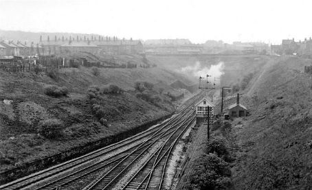 Bowling Junction railway station