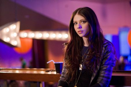 MICHELLE TRACHTENBERG as Maggie in New Line Cinema's comedy '17 Again,' a Warner Bros. Pictures release. The film also stars Zac Efron, Leslie Mann, Thomas Lennon and Matthew Perry. Photo by Chuck Zlotnick
