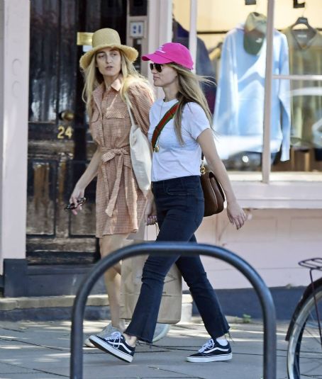 Olivia Wilde – Spotted with a friend in North London