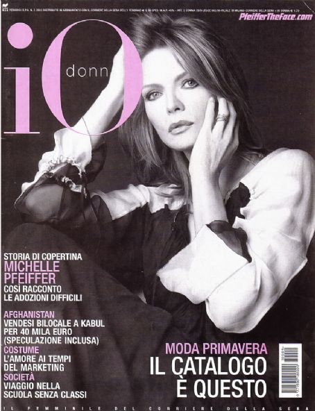 Michelle Pfeiffer, Io Donna Magazine May 2003 Cover Photo - Italy