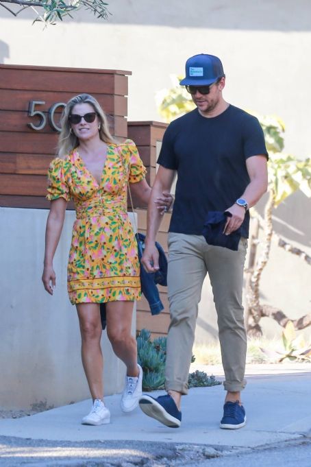 Ali Larter and Hayes MacArthur – Out and about in Malibu