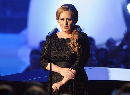 Adele - 2011 MTV Video Music Awards - Show