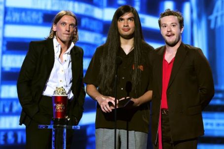 Jamie Campbell Bower, Eduardo Franco and Joseph Quinn - The 2022 MTV Movie & TV Awards